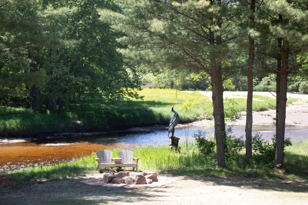 Inn At The River Wausau Exteriör bild
